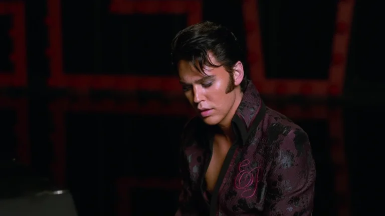elvis 2022 critica pelicula baz luhrmann