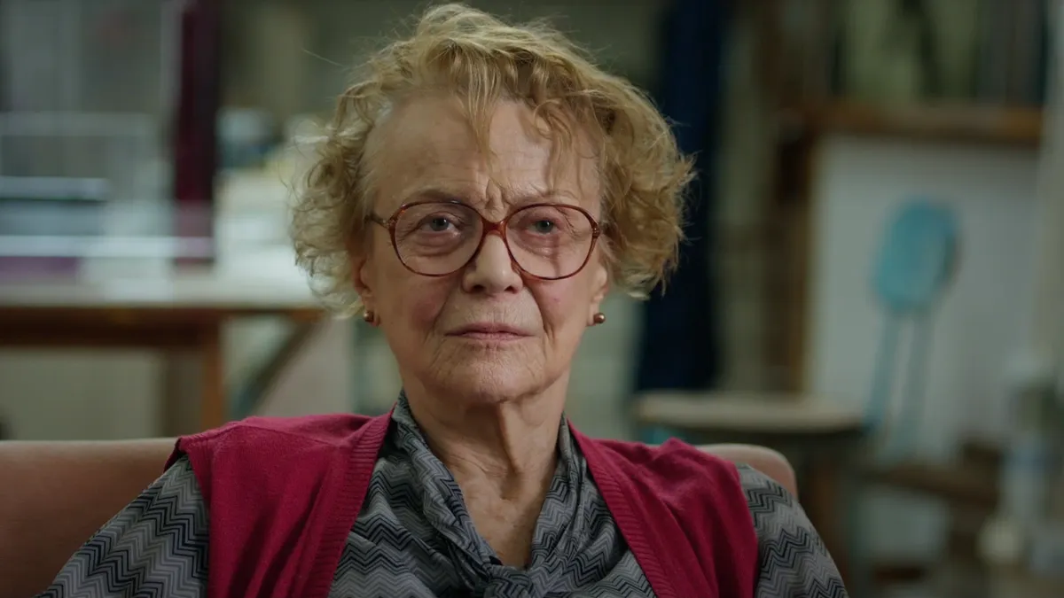 cuando la miro critica pelicula