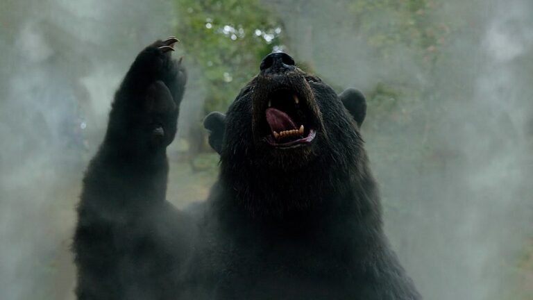 cocaine bear pelicula 2023 critica