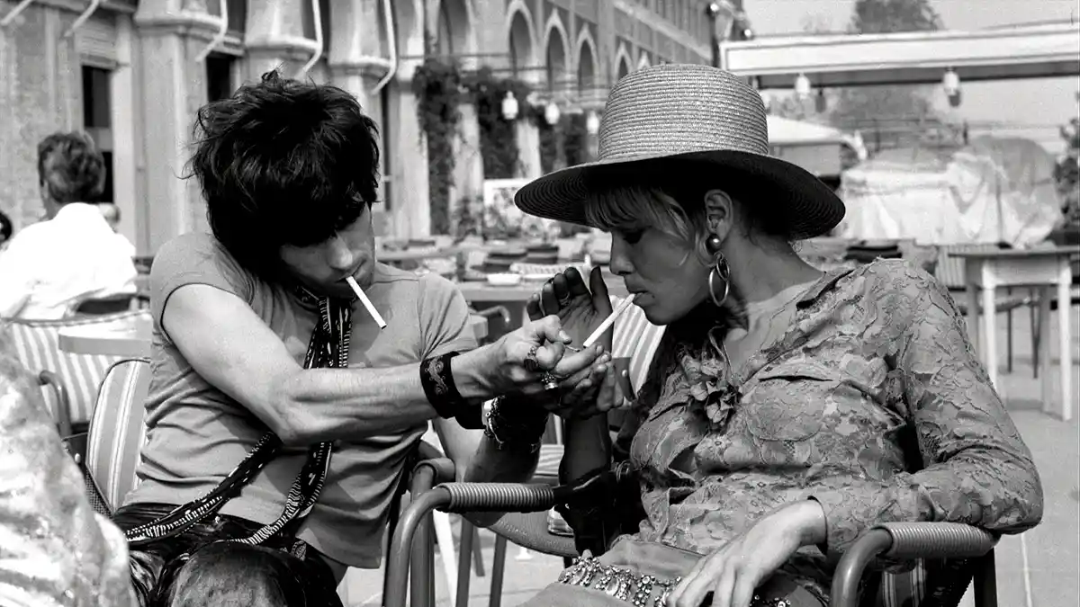 catching fire la historia de anita Pallenberg