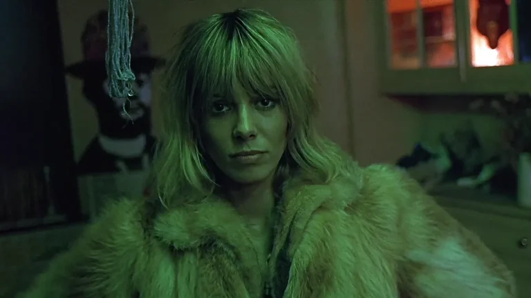 catching fire: la historia de anita pallenberg critica