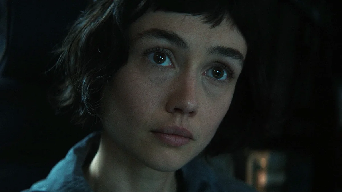 alien earth corporaciones