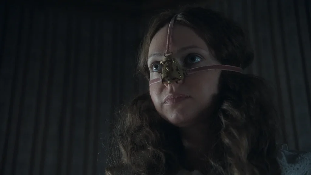 critica the ugly stepsister